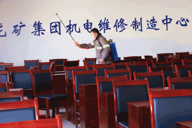 集团公司“硬核”战“疫”全力以赴(图3) 集团公司“硬核”战“疫”全力以赴(图3)